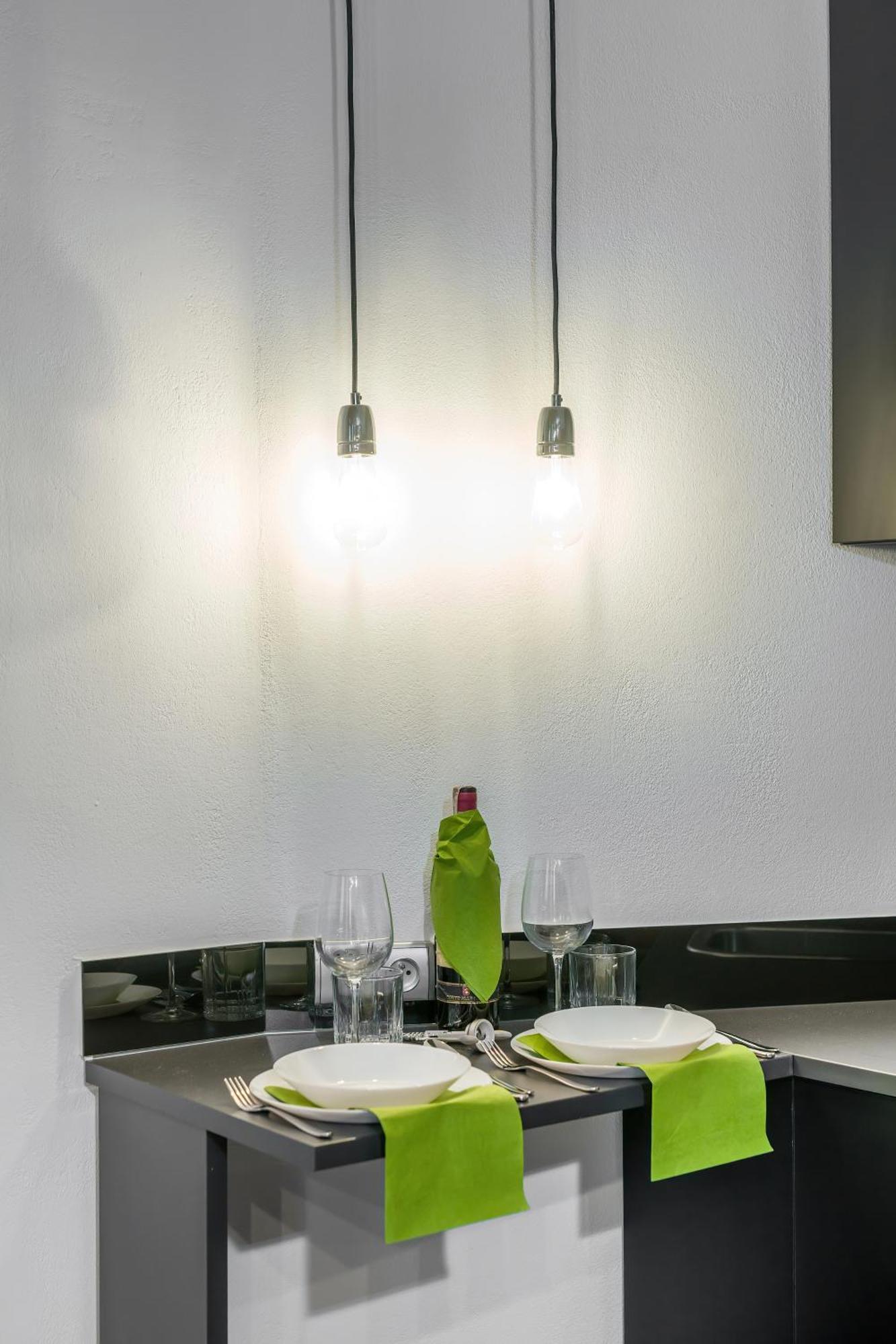 Level -1 Loft Apartments City Center By Renters Poznań Buitenkant foto