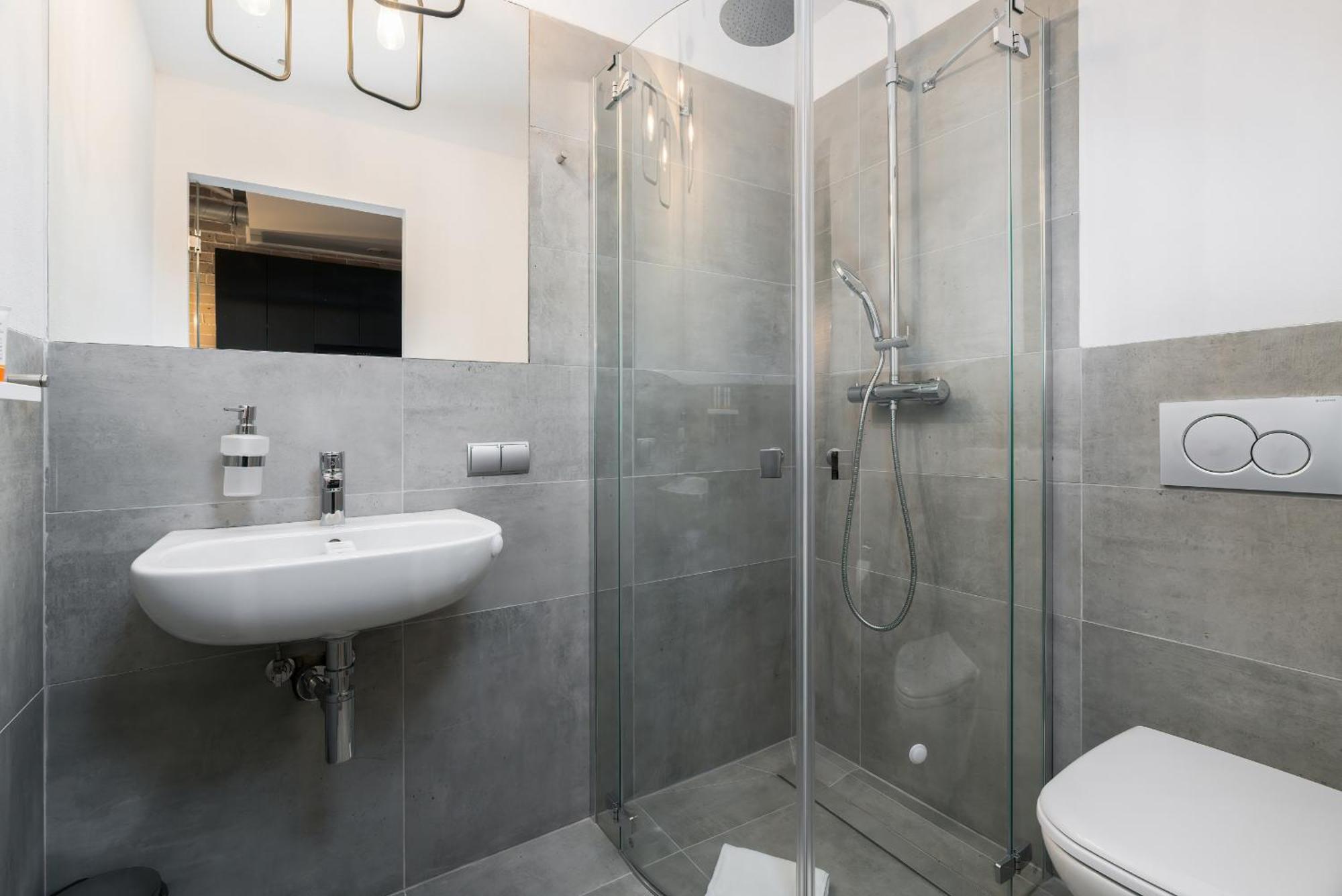 Level -1 Loft Apartments City Center By Renters Poznań Buitenkant foto
