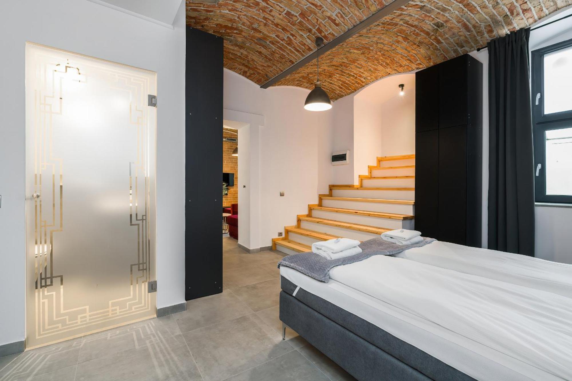 Level -1 Loft Apartments City Center By Renters Poznań Buitenkant foto