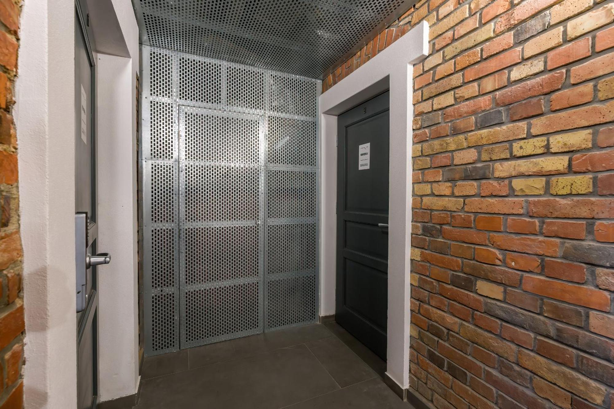 Level -1 Loft Apartments City Center By Renters Poznań Buitenkant foto